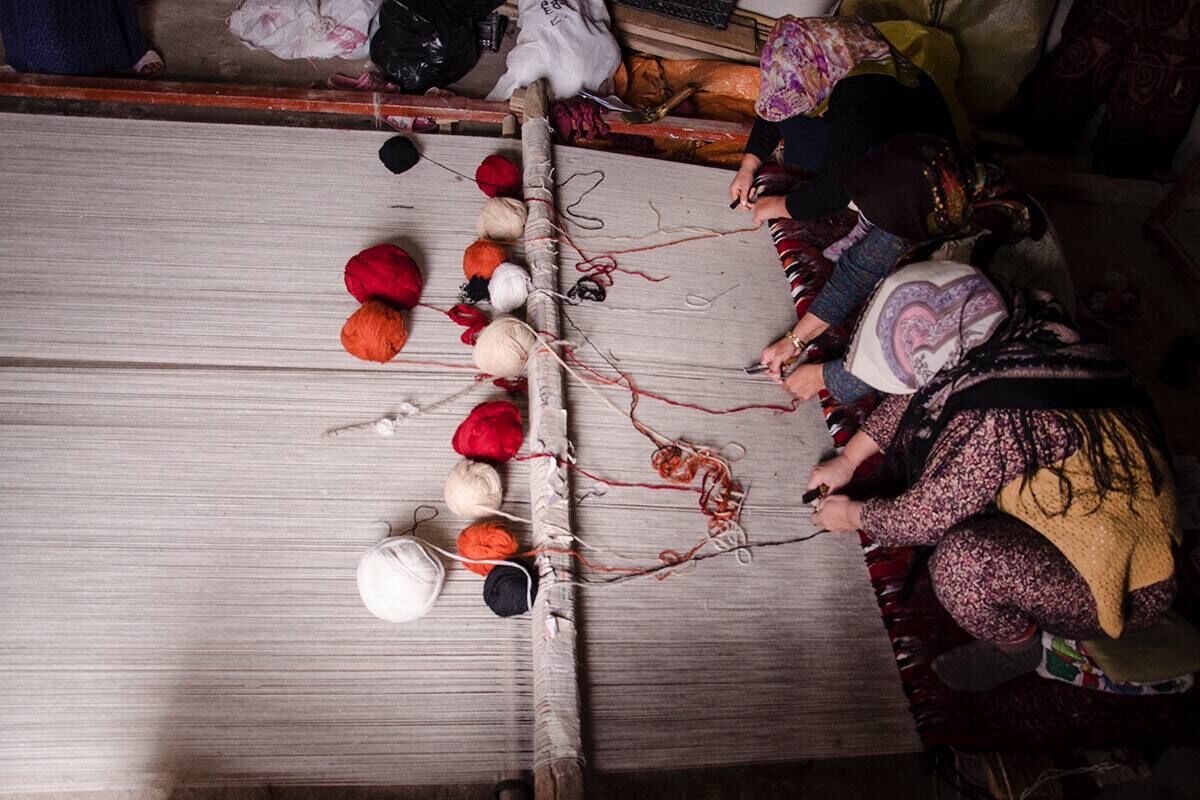 فرش چندهزارساله ترکمن الگوی بومی اقتصاد مقاومتی فرش چندهزارساله ترکمن الگوی بومی اقتصاد مقاومتی